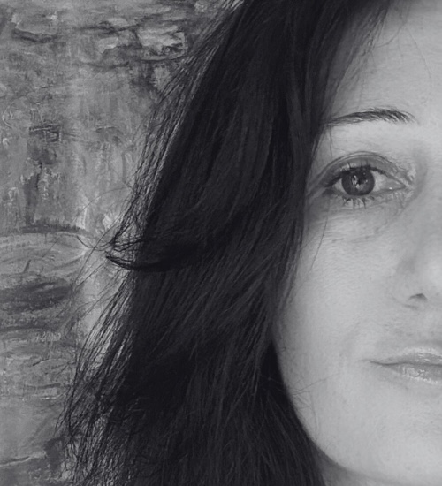 Photo de Elodie , adeweb, webdesigner wordpress Elementor pour la creation de site web en Suisse Romande